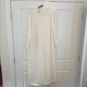 Elegant Tuckernuck White Long Sleeve Sweater Dress XXL